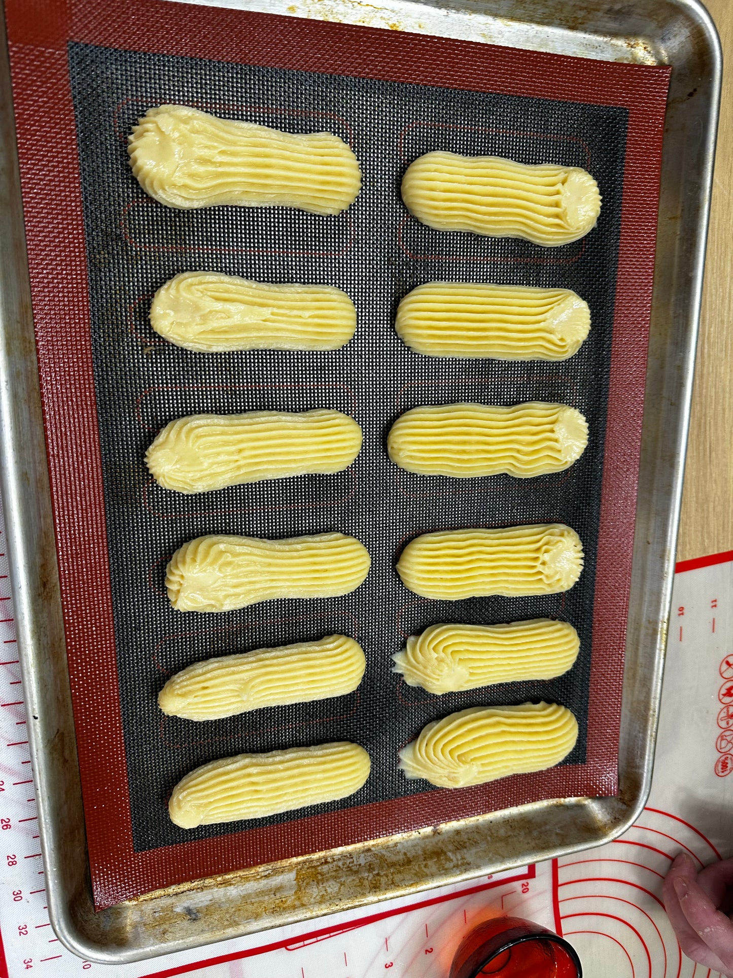 Eclairs and Cream Puff Class