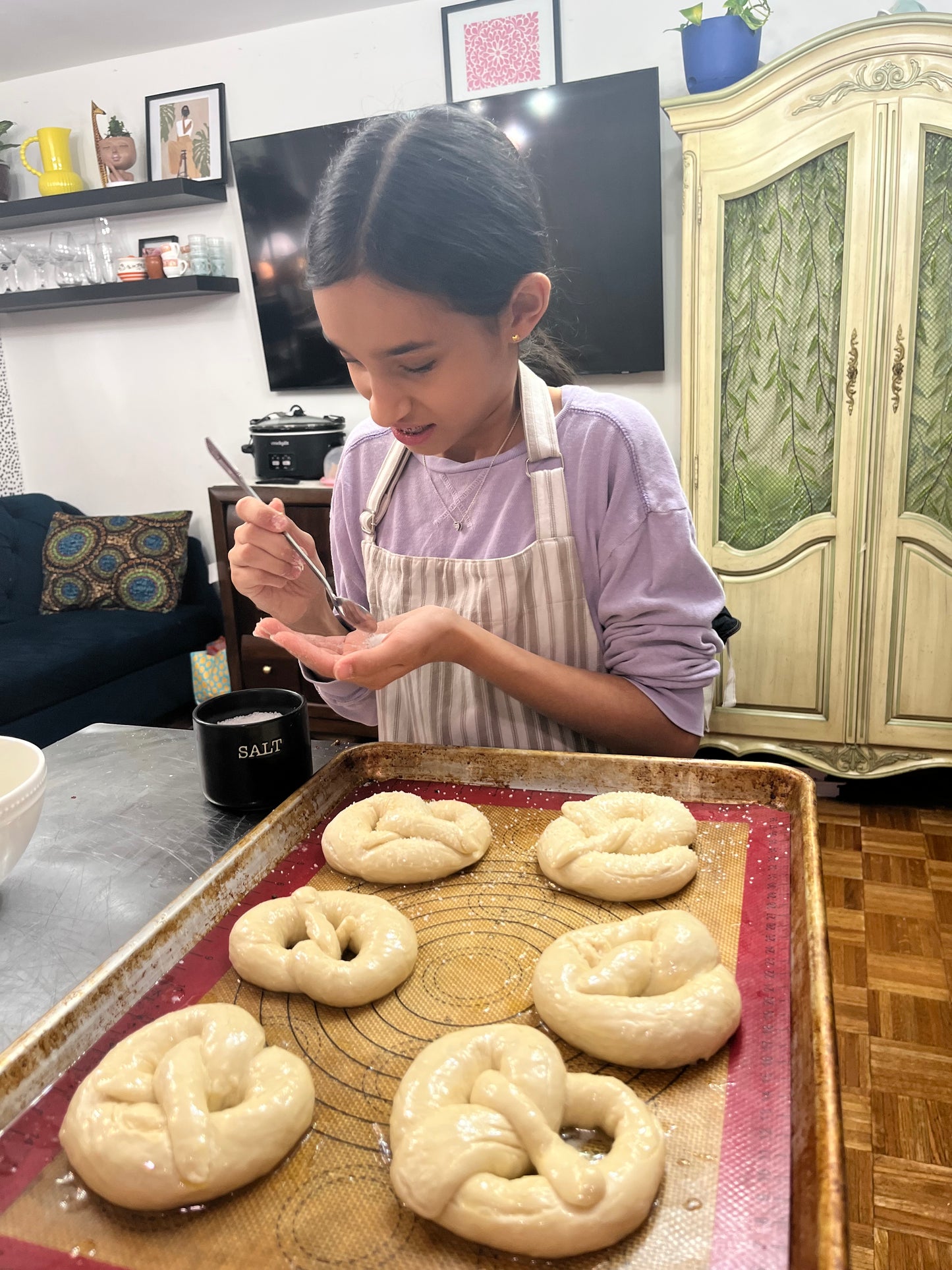 Soft pretzel making class
