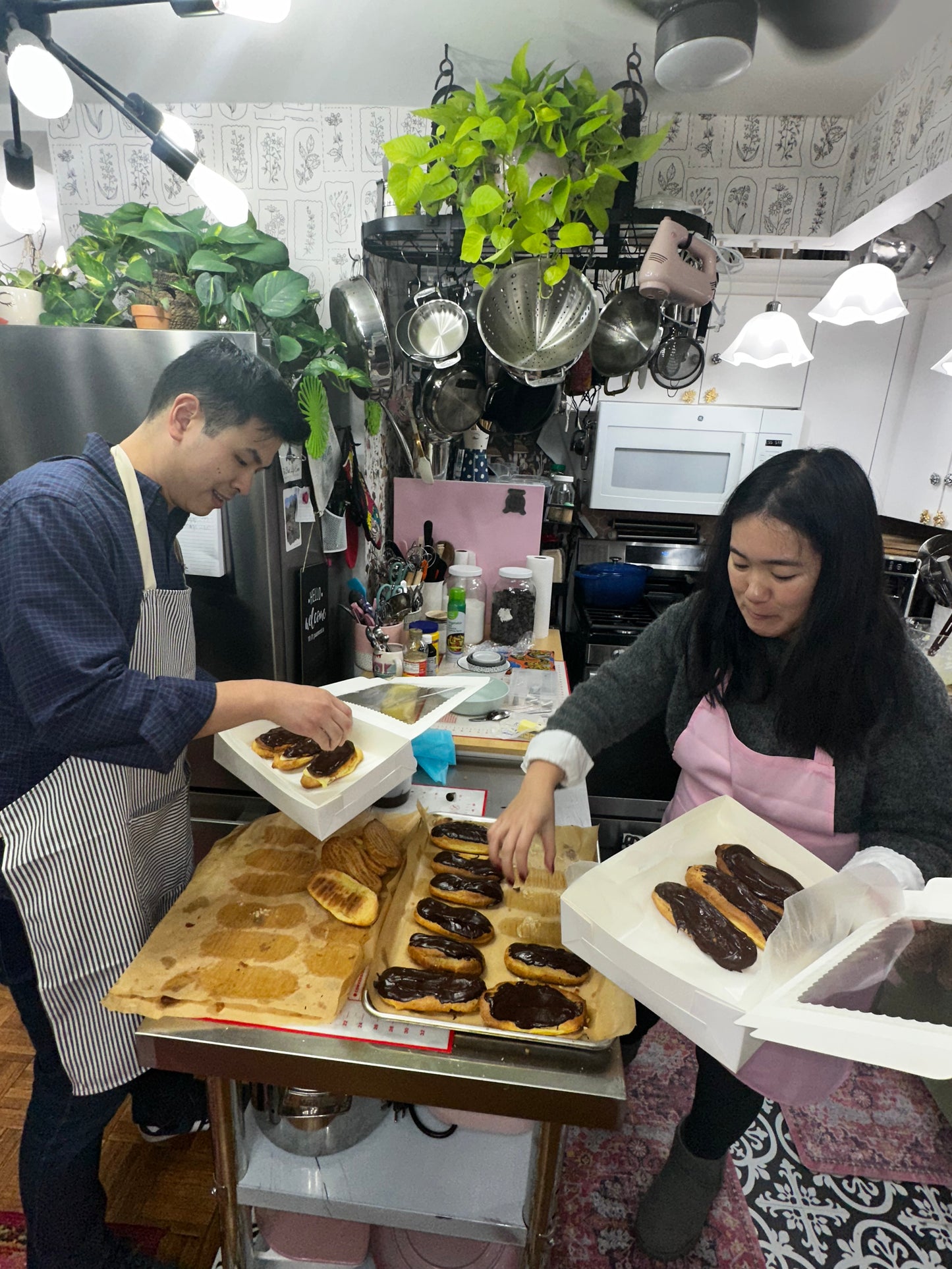 Eclairs and Cream Puff Class